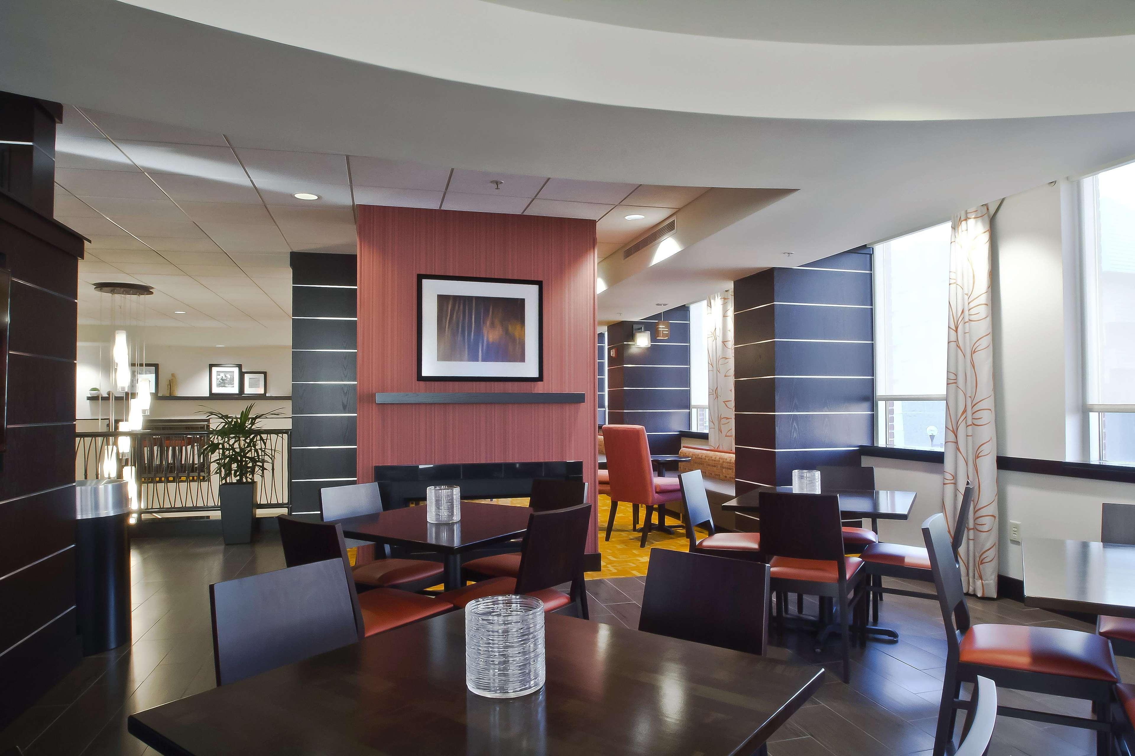 Hampton Inn & Suites Columbus-Downtown, Ohio Eksteriør billede